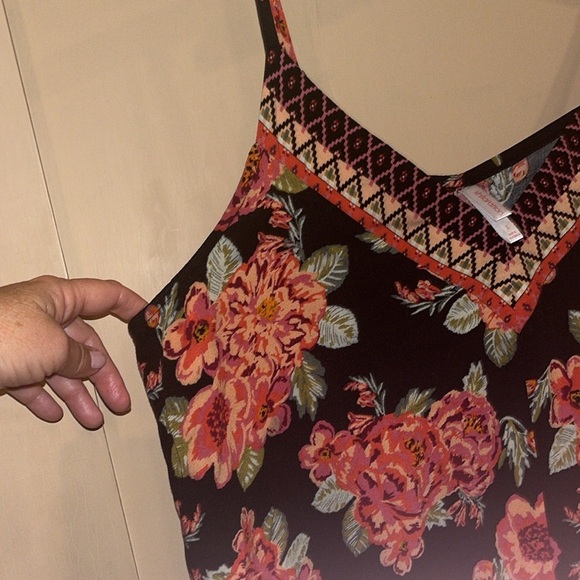 Xhilaration jumpsuit black floral adjustable straps, slit wide pants size 1X - Picture 7 of 10